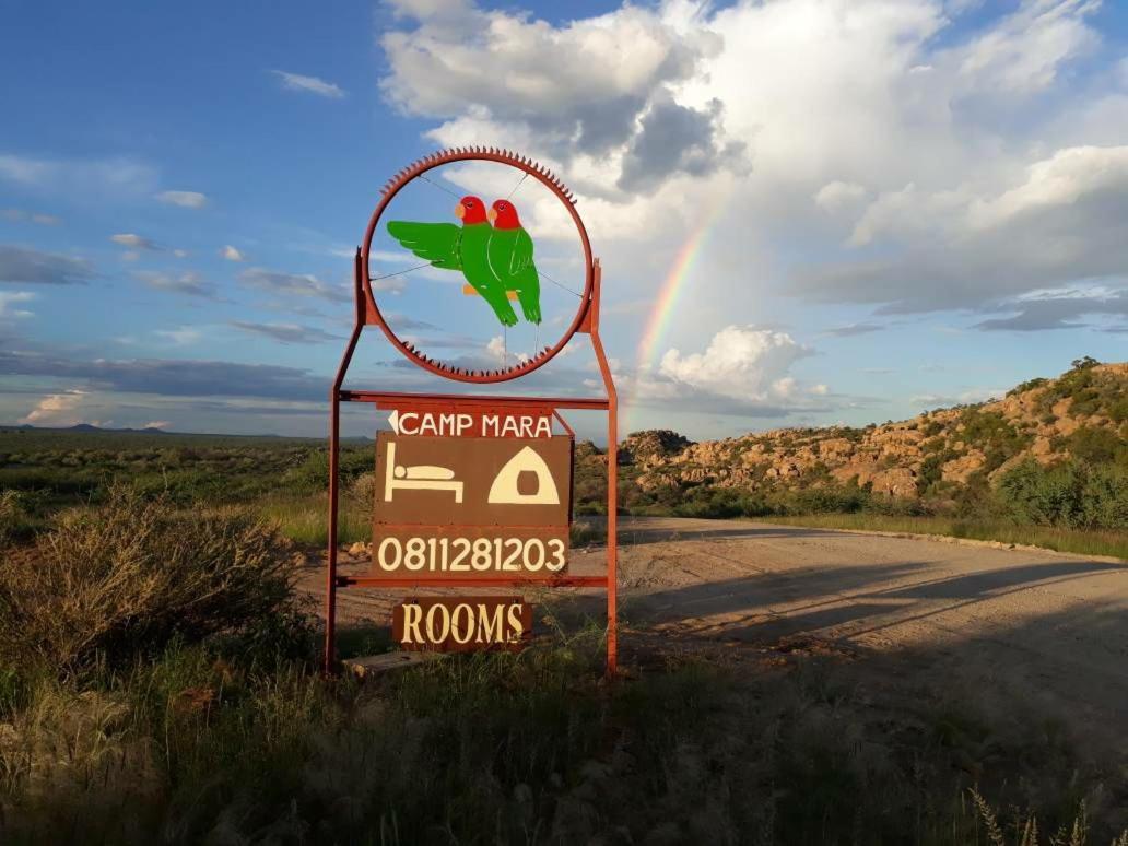 Camp Mara Hotel Omaruru Eksteriør billede